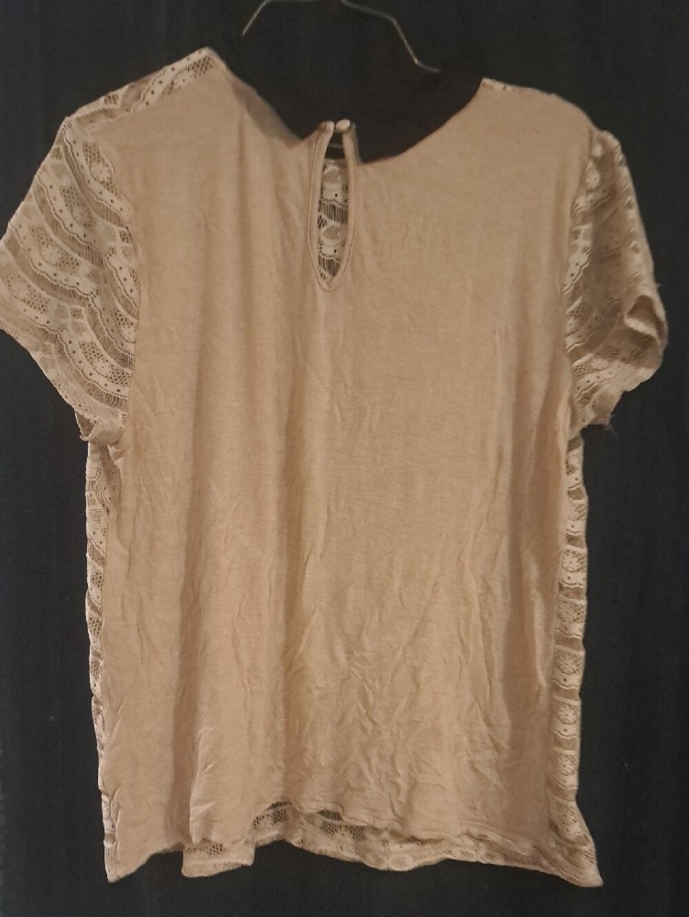 Atmosphere Cream Lace Top with Black Peter Pan Collar - Picture 6 of 8